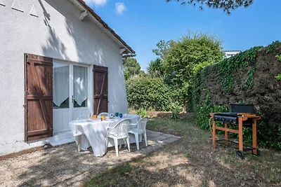 Huis in Tharon-Plage vlakbij het strand van...