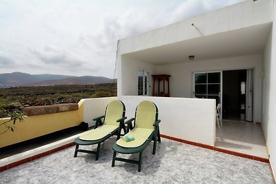 Rustige hoekwoning in Punta Mujeres met zee...