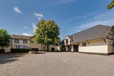 Gemütliches Ferienhaus in Vielsalm mit Sauna