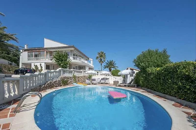 Villa in Les Issambres am Meer