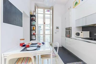 Wohnung in Torino mit Balkon und Parken