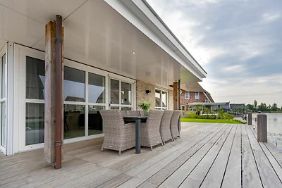 Villa in Tjeukemeer mit Sauna