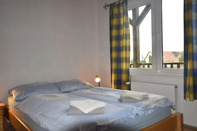 Luxuriöse Ferienwohnung in Boddin mit Garten