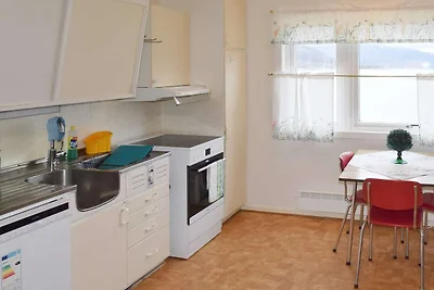 6 Personen Ferienhaus in Sandhornøy