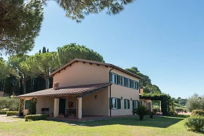 Invitante villa a Magliano Sabina, Italia, co...
