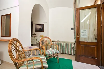 Sontuosa villa a Sorrento con giardino