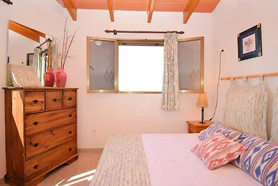 Huis in Muro met zwembad en uitzicht op de...