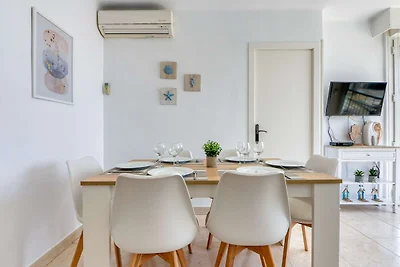 Hübsche Wohnung mit Balkon
