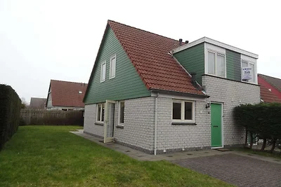 Schönes Ferienhaus in Strandnähe
