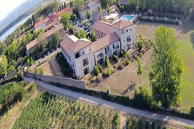 Résidence du Château de Jouarres, Azille - Ap...