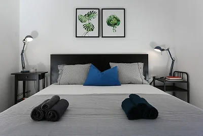 Apartments Martić - Three Bedroom Apartment w...