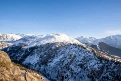 Wohnung in Éclose mit Bergblick