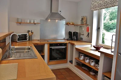 Geräumiges Ferienhaus in Rendeux mit Sauna