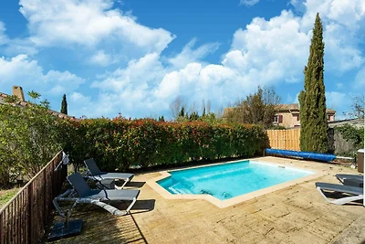 Scenografica villa con piscina privata