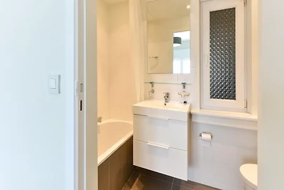 Appartement aan zee met privégarage