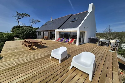 Villa in Primelin mit Terrasse
