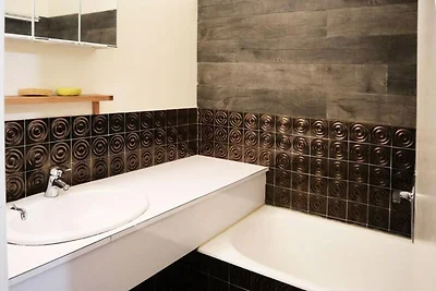 Wohnung in Les Orres mit Zugang zu den Pisten