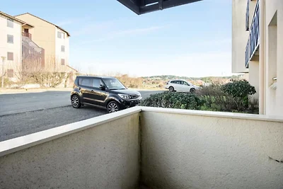 Marineblaue Residenz f�r drei Personen