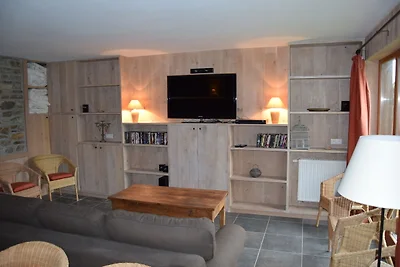 Denkmalgeschützes Ferienhaus in Sart mit Saun...