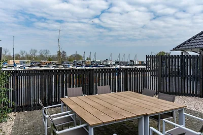 Ferienhaus in Sneek mit Wasserblick