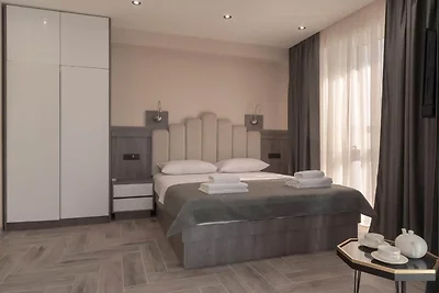 Hotel D'Iman - Classic Triple Room with Sea V...