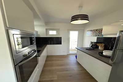 Apartment am Meer mit Balkon und Terrasse