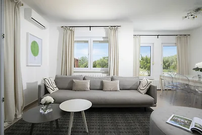 Große Villa mit privatem Pool in Rovinj