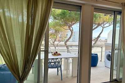 Di Betta South Sea Apartment