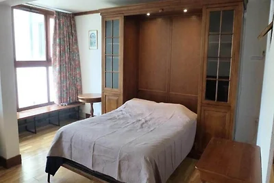 Pelevos G neun Residenz