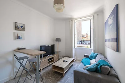 Schöne renovierte Wohnung - in der Nähe der C...