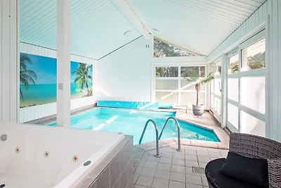 10 Personen Ferienhaus in Væggerløse-By Traum