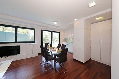 Charmantes Apartment mit Balkon mit Meerblick...