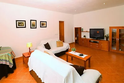 Haus in Campos mit Pool in der Nähe von Es...