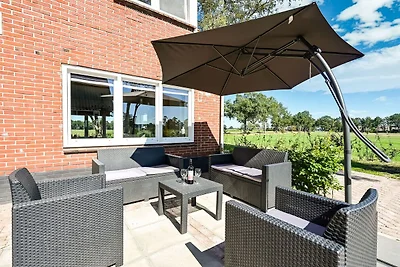 Ferienhaus in Hellendoorn mit Garten