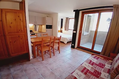 Apartment für 6 Personen mit Balkon