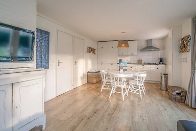 Gemütlicher freistehender Bungalow für 4...