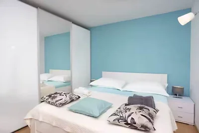 Blue Magic Apartment - Two Bedroom Apartment ...