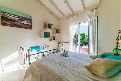 Villa in Son Serra bij Natuurstranden