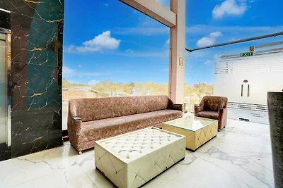 Collectie O Surya Enclave Aroma Regency