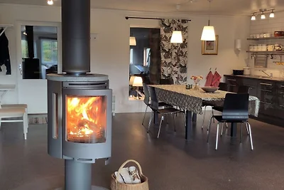 Bed & Breakfast in Bjuråker met zwembad