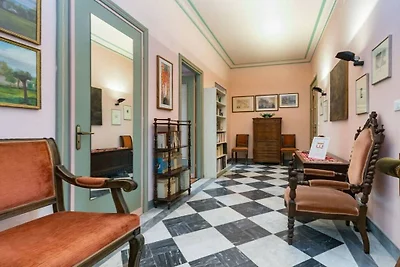 Wohnung in Torino mit Balkon und Parken