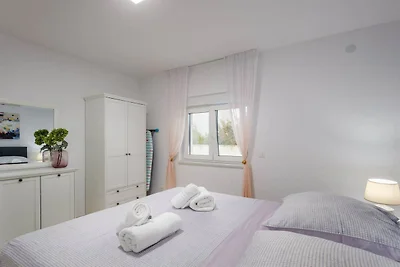 Villa Shaula 2 - Three Bedroom House with...