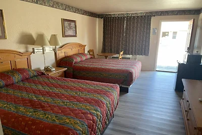 2 Queensize Bedden Met Kitchenette Niet Roken