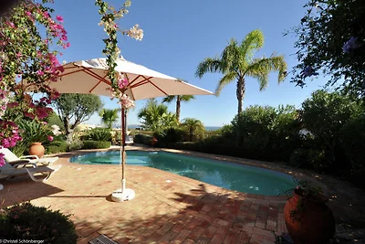Modernes Ferienhaus in Lagos mit eigenem Pool