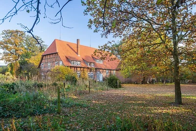 Historischer Fachwerk-Bauernhof in...