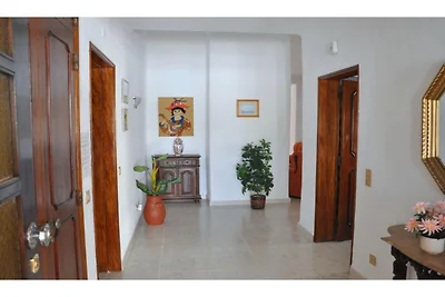 Traditionelle portugiesische Villa im rustika...