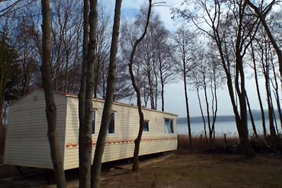 Mobile Home im Ferienpark mit Seezugang