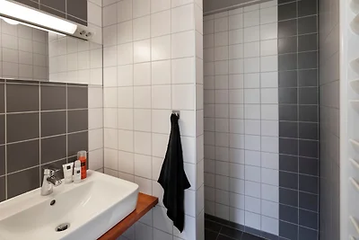 Confortevole villa con microonde, vicino al p...