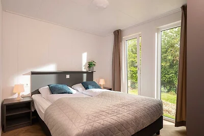Premium-Lodge mit Whirlpool und Sauna für 5...