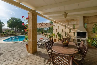 Villa in ruhiger Lage
